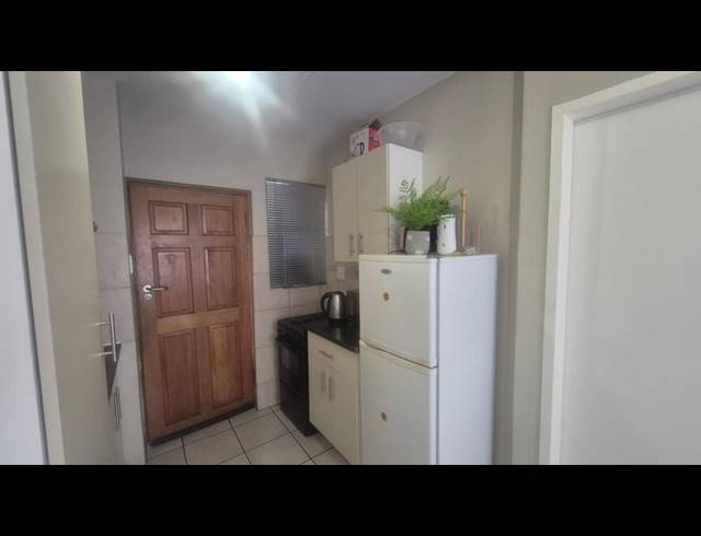 1 BEDROOM PROPERTY TO RENT IN AUCKLAND PARK